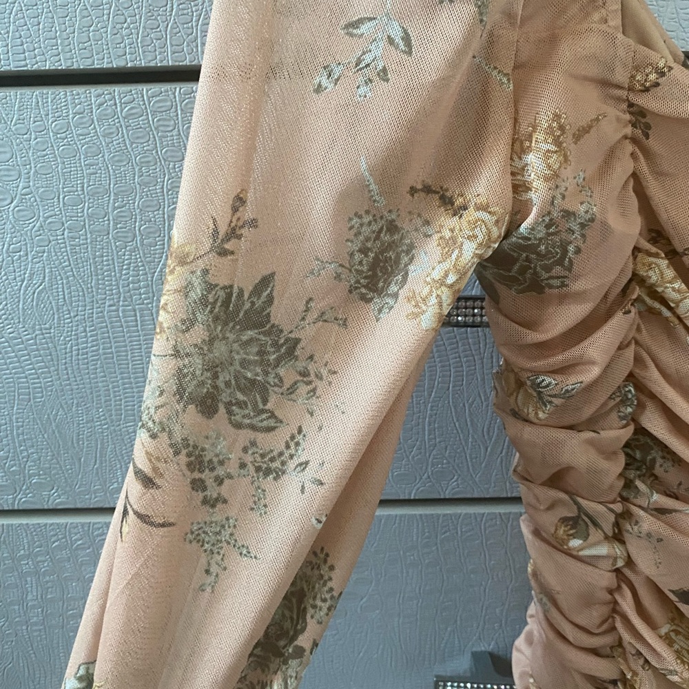 Assorted Color Ruched Blush Dress - Picture 4 of 4